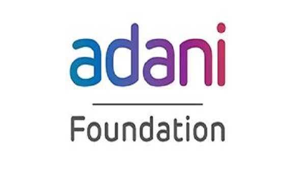 अडाणी फाउंडेशन: 1 लाख लोगों के लिए दैनिक भोजन, इस्कान को 50 लाख रुपये