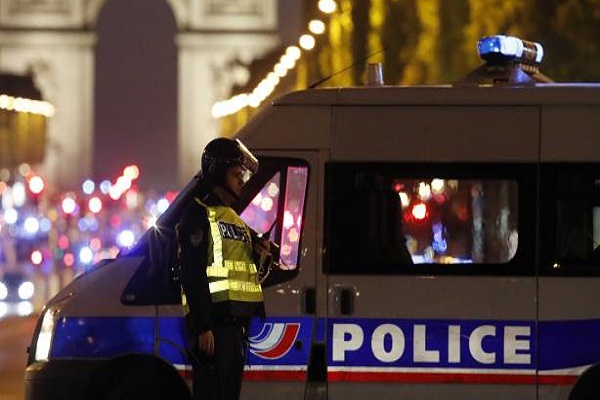 फ्रांस: पुलिस फायरिंग में दो की मौत