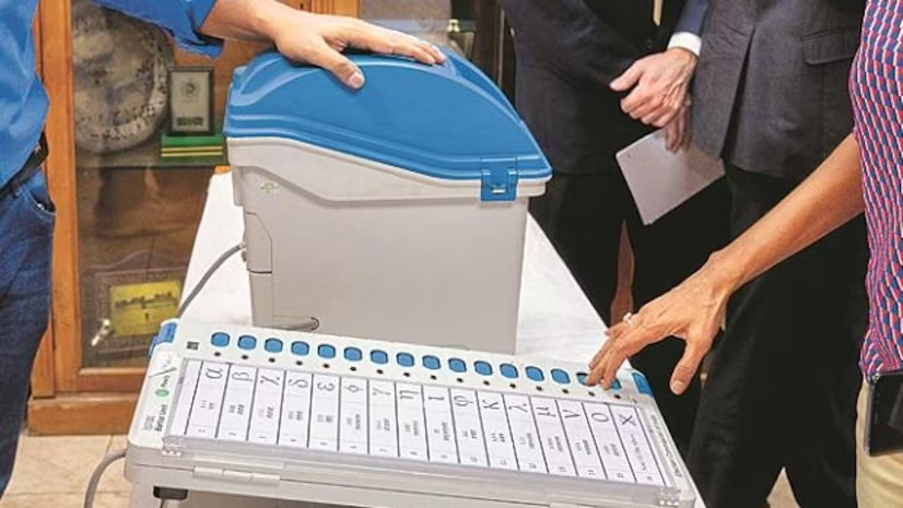 کیرالہ میں ای وی ایم موک ڈرل میں بی جے پی کو زیادہ ووٹ ملے... الیکشن کمیشن کو سپریم کورٹ میں سنسنی خیز دعوے کی جانچ کرنے کی ہدایت