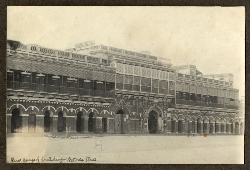 विक्टोरिया स्ट्रीट:अंग्रेजों ने क्वीन विक्टोरिया के नाम पर रखा था