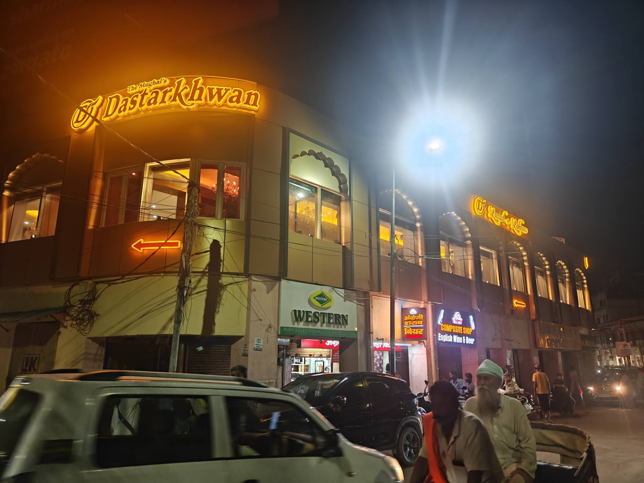 दस्तरख़्वान : लखनऊ की वह मेज़, जहां मुग़लई जायके में घुली है नवाबी तहज़ीब