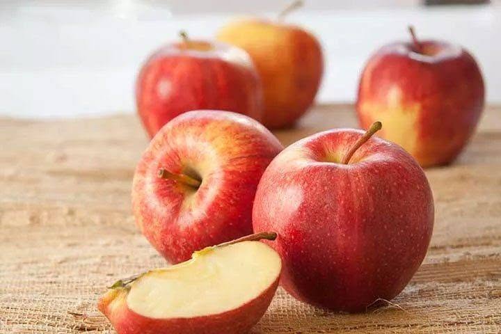 सेब खाने के अद्भुत फ़ायदे....
